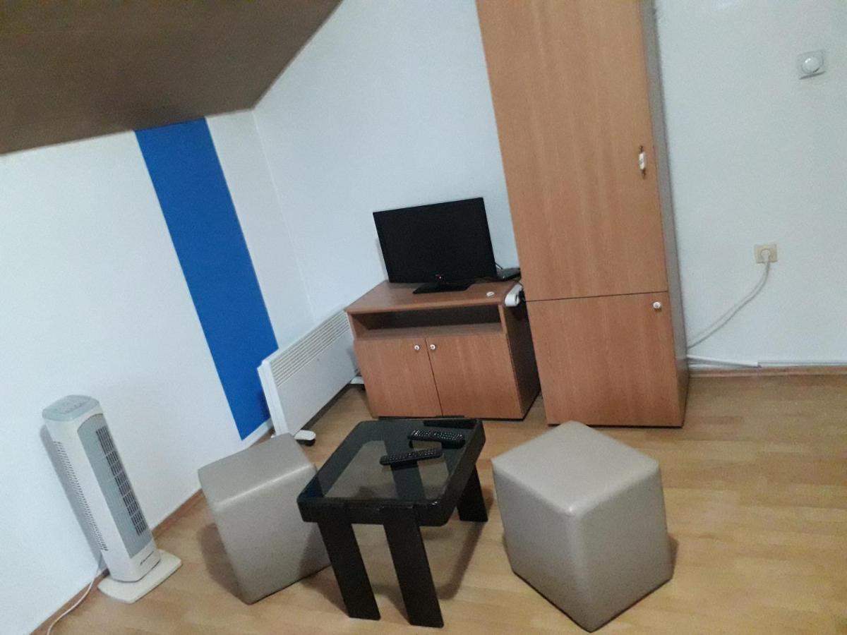 Hostel Topić Banja Luka Buitenkant foto