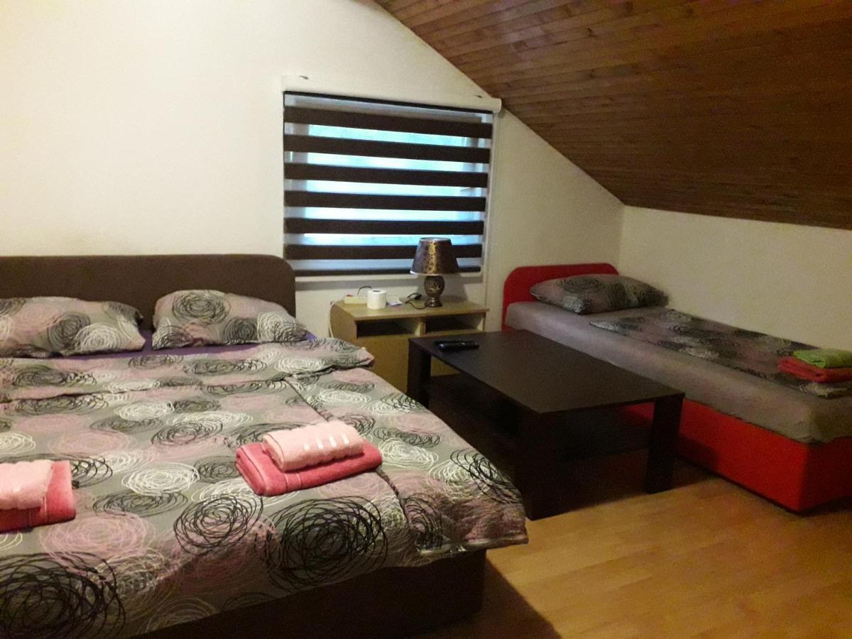 Hostel Topić Banja Luka Buitenkant foto