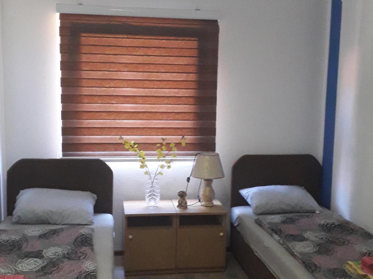 Hostel Topić Banja Luka Kamer foto