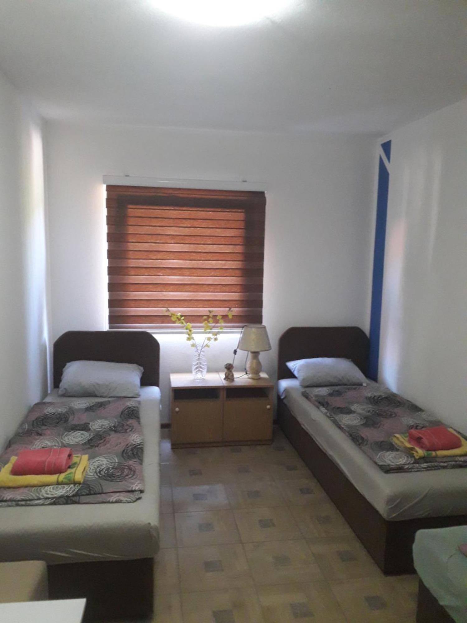 Hostel Topić Banja Luka Kamer foto