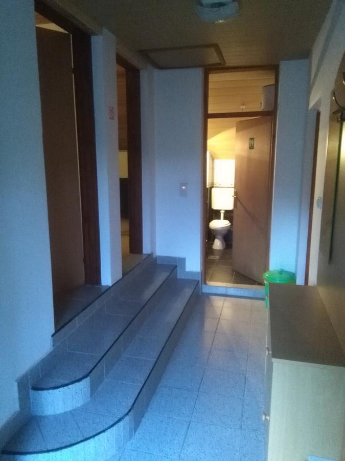 Hostel Topić Banja Luka Buitenkant foto